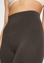 femmes gaine sculptante noire 006BT1035 Anna Field - Image 5