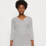 femmes haut à manches longues blanc/noir 006BT575 Anna Field