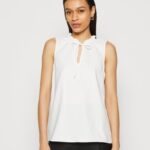 femmes haut blanc cassé 006BT395 Anna Field