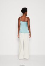 femmes haut bleu clair 006BT432 Anna Field - Image 3
