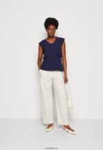 femmes haut bleu foncé 006BT421 Anna Field - Image 2
