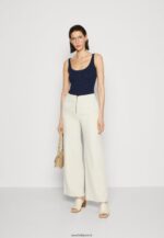 femmes haut bleu foncé 006BT451 Anna Field - Image 2