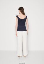 femmes haut bleu foncé 006BT478 Anna Field - Image 3