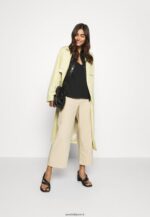 femmes haut noir 006BT382 Anna Field - Image 2