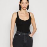 femmes haut noir 006BT406 Anna Field