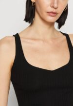 femmes haut noir 006BT406 Anna Field - Image 6