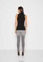 femmes haut noir 006BT466 Anna Field - Image 3