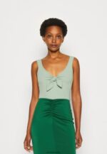 femmes haut vert clair 006BT409 Anna Field