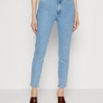femmes Jean slim en denim bleu clair 006BT663 Anna Field