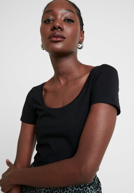 femmes Lot de 2 t-shirts basiques noir 006BT318 Anna Field - Image 5