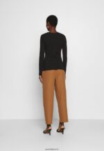femmes Lot de 2 tops manches longues blanc/noir 006BT515 Anna Field - Image 3