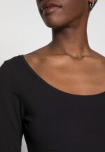 femmes Lot de 2 tops manches longues noir/noir 006BT524 Anna Field - Image 5