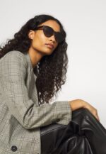 femmes lunettes de soleil noir 006BT2686 Anna Field - Image 2
