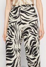 femmes pantalon noir/blanc cassé 006BT622 Anna Field - Image 4