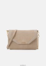femmes pochette en cuir taupe 006BT2415 Anna Field