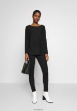 femmes pull noir 006BT841 Anna Field - Image 2
