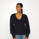 femmes pull noir 006BT850 Anna Field