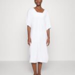 femmes robe de plage v devant robe maxi weiss 006BT222 Anna Field