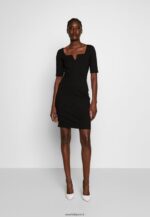 femmes robe droite noire 006BT100 Anna Field