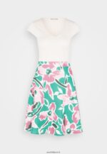 femmes robe en jean blanc/vert/rose 006BT68 Anna Field - Image 5