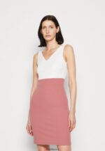 femmes robe en jersey blanc/rose 006BT36 Anna Field