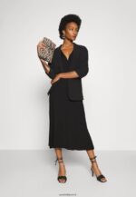 femmes robe en jersey noir 006BT101 Anna Field - Image 2