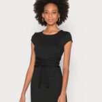 femmes robe en jersey noir 006BT131 Anna Field