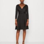 femmes robe en jersey noir 006BT165 Anna Field