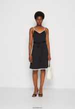 femmes robe en jersey noir/blanc 006BT115 Anna Field - Image 2