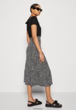 femmes robe en jersey noir/blanc 006BT171 Anna Field - Image 4