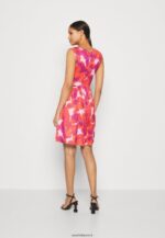 femmes robe en jersey rouge/rose 006BT117 Anna Field - Image 3