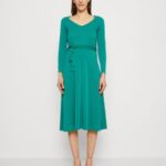 femmes robe en jersey vert 006BT180 Anna Field