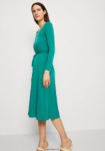 femmes robe en jersey vert 006BT180 Anna Field - Image 4