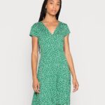 femmes robe en jersey vert/blanc 006BT134 Anna Field