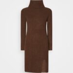 femmes robe pull marron foncé 006BT210 Anna Field