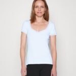 femmes t-shirt basique bleu clair 006BT338 Anna Field