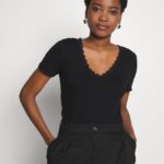 femmes t-shirt basique noir 006BT377 Anna Field