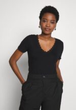 femmes t-shirt basique noir 006BT377 Anna Field