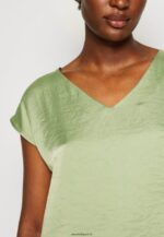 femmes t-shirt basique olive 006BT315 Anna Field - Image 6