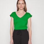 femmes t-shirt basique vert 006BT296 Anna Field