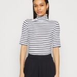 femmes t-shirt imprimé blanc/bleu foncé 006BT305 Anna Field