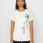 femmes t-shirt imprimé blanc cassé 006BT370 Anna Field