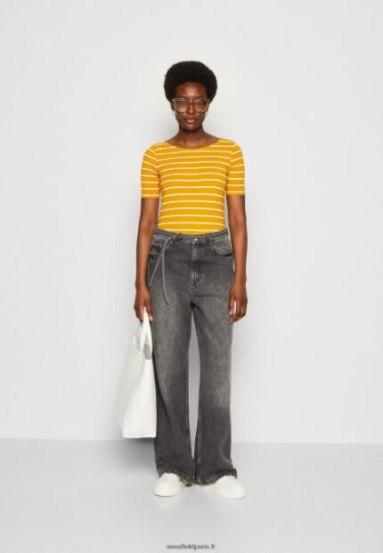 femmes t-shirt imprimé jaune foncé/blanc 006BT295 Anna Field