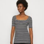 femmes t-shirt imprimé noir/blanc 006BT298 Anna Field