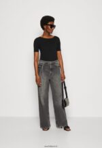 femmes t-shirt imprimé noir/noir 006BT366 Anna Field