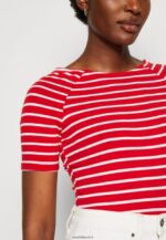 femmes t-shirt imprimé rouge/blanc 006BT340 Anna Field - Image 6