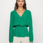 femmes chemisier péplum vert 006BT692 Anna Field