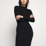 femmes crew ausschnitt bodycon ripp mini srickkleid robe droite noir 006BT204 Anna Field