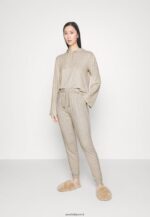 femmes ensemble pyjama marron 006BT1067 Anna Field - Image 2
