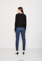 femmes gilet noir 006BT824 Anna Field - Image 3